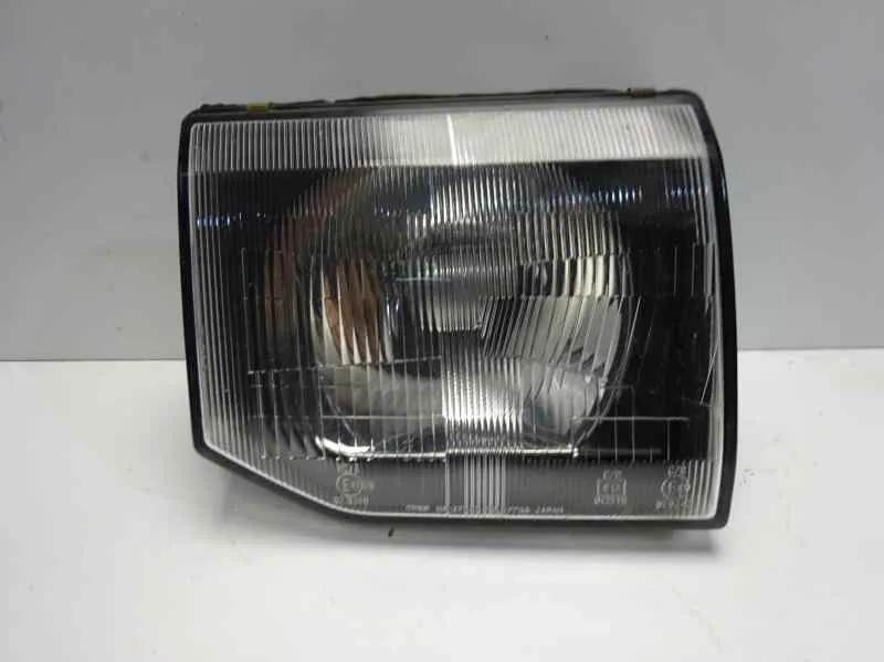 Mitsubishi Pajero (91-96) Ön Far Sağ